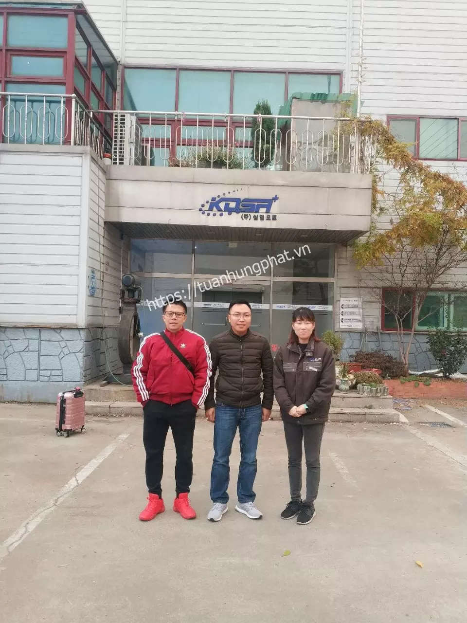 Ban Lãnh Đạo THP Công Tác Tại Nhà Máy Kosa Korea