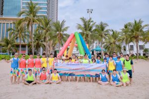 Chào hè bùng nổ